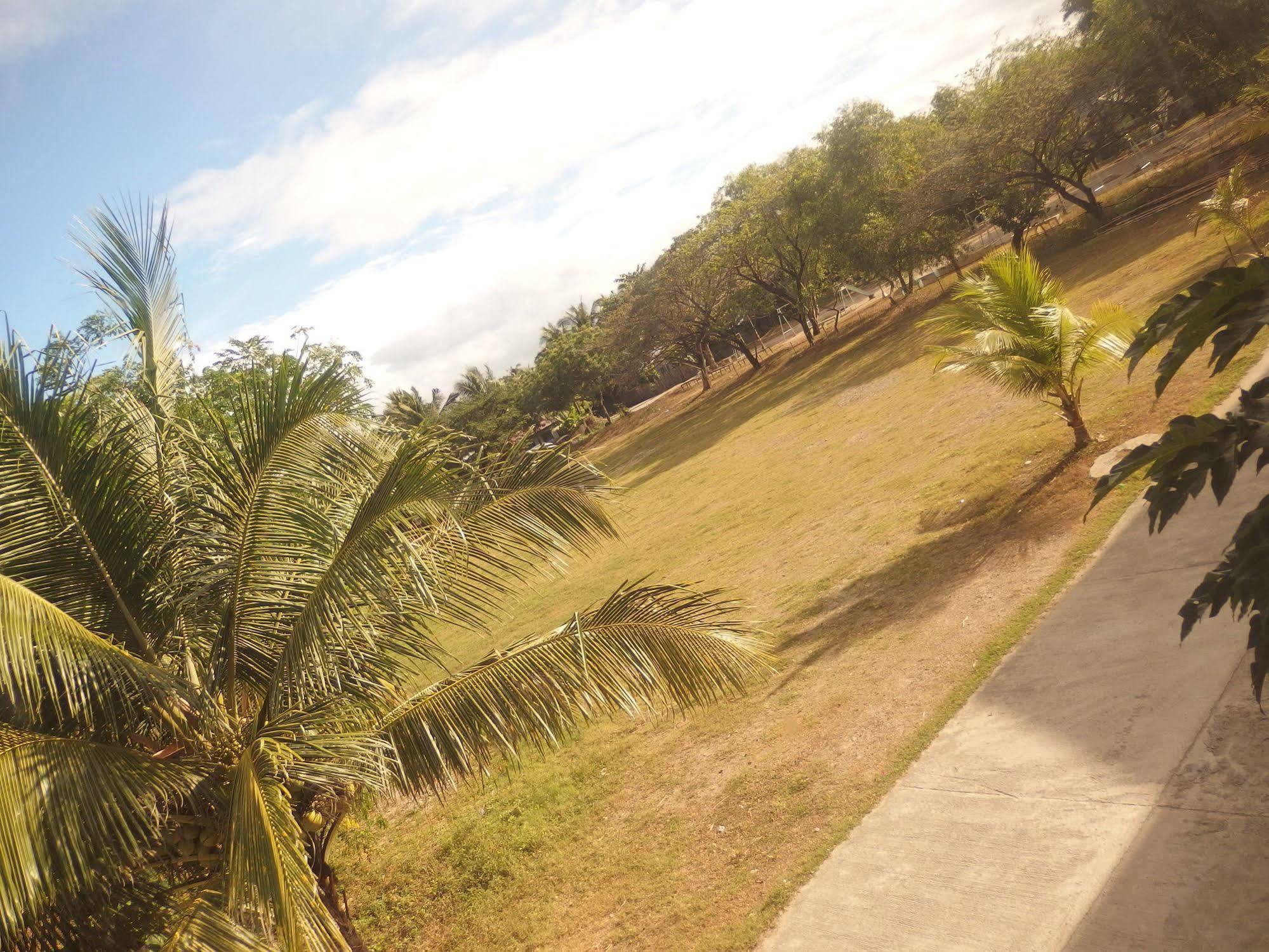 Sipalay Jamont Hotel Exterior foto