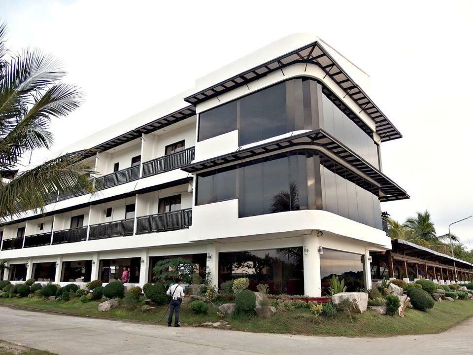 Sipalay Jamont Hotel Exterior foto